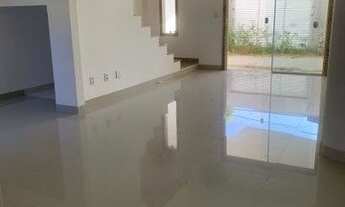 Imagem 2: Casa para venda possui 145 metros quadrados com 3 quartos em Colina de Laranjeiras - Serra