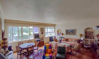 Imagem 2: Amplo apartamento com170 metros quadrados na melhor rua de Copacabana. Excelente localizaç