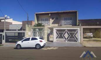 Imagem 3: Sobrado com 4 dormitórios à venda, 255 m² por R$ 650.000,00 - Jardim Honda - Londrina/PR