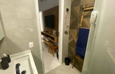 Imagem 2: Apartamento para venda possui 120 metros quadrados com 3 quartos em -