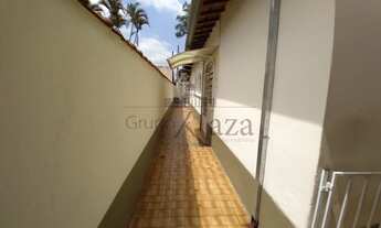 Imagem 5: Casa para venda com 200 metros quadrados com 3 quartos em Jardim Satélite - São José dos C