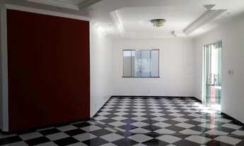 Imagem 2: Casa em condomínio