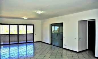 Imagem 3: Apartamento para venda com 219 metros quadrados com 4 quartos em Lagoa Nova - Natal - RN