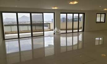 Imagem 2: Apartamento de 5 quartos, suíte e vaga na Barra da Tijuca