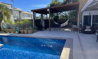 Imagem 4: Casa para venda com 400 metros quadrados com 4 quartos.