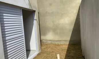 Imagem 6: Casa a venda ao lado da Avenida Itavuvu Próximo a tudo que você precisa !