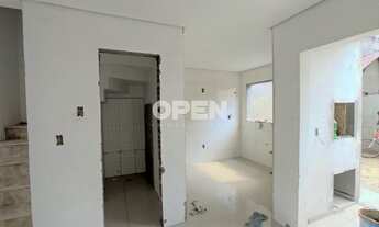 Imagem 3: Sobrado para venda possui 90 metros quadrados com 2 quartos em Igara - Canoas - RS