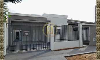 Imagem: Casa à venda com 2 quartos sendo 1 suíte