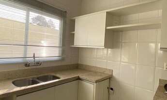 Imagem 3: ÓTIMA casa térrea, 03 quartos, bancadas em mármore, varanda fechada com churrasqueira, con