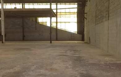 Imagem 2: Alugo galpão 900 m² ótima localização na Vila Endres!!