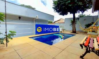 Imagem: CASA PADRÃO COM 3 QUARTOS, 1 SUÍTE E ÓTIMA