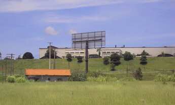 Imagem 3: Área industrial na rodovia Dom Pedro / Topografia Plana. / Documentação 100%