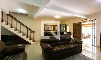 Imagem 3: Casa para Aluguel - Conjunto Residencial Jose Bonifacio, 3 Quartos, 250 m2