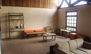 Imagem 3: Casa de condomínio térrea para venda possui 450 metros quadrados com 4 quartos