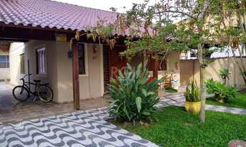 Imagem: Porto Alegre - Casa Padrão - Belém Novo