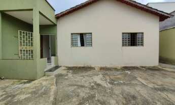 Imagem 3: Casa para venda tem 156 metros quadrados com 3 quartos em Residencial Primavera - Goiânia