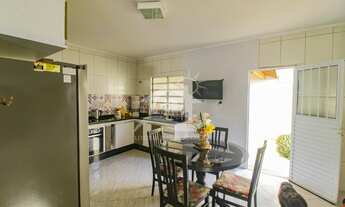 Imagem 7: Casa - Sobrado no bairro Mar e Sol, 300 metros da praia, Peruíbe-SP