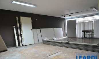 Imagem: SOBRADO - PINHEIROS - SP