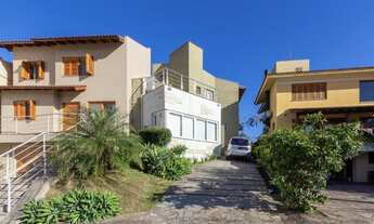 Imagem 1: Porto Alegre - Casa Padrão - Vila Nova