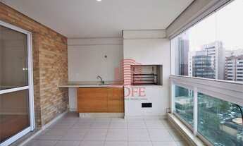 Imagem 3: Apartamento de 239 m² para venda no Brooklin. São 3 suítes, 4 vagas. Melhor planta de alto