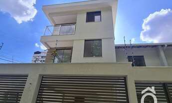 Imagem: Casa para venda tem 248 metros quadrados