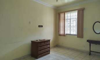 Imagem 2: Apartamento para venda possui 90 metros quadrados com 2 quartos em São Francisco - Niterói