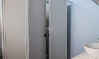 Imagem 4: PORTO ALEGRE - Casa Padrão - Floresta