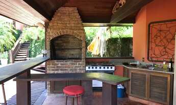 Imagem 5: Casa de condomínio próximo ao castelo de Itaipava!