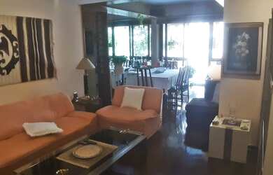 Imagem 2: Amplo apartamento, em rua nobre do bairro com 95m2 no IPTU