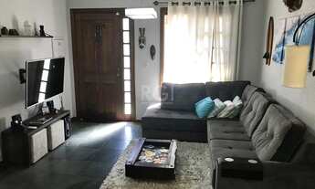 Imagem 3: Porto Alegre - Casa Padrão - Tristeza