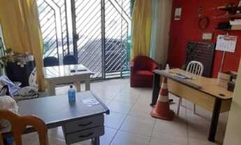 Imagem 6: Sobrado para venda possui 370 metros quadrados com 5 quartos