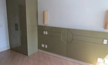 Imagem 5: Cobertura linear cinematográfica com vista de 180º graus para charmosa Praia de Santa