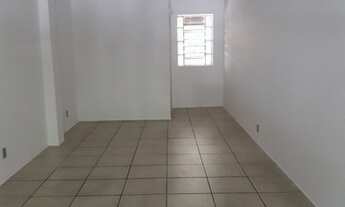 Imagem 3: BENTOALVES aluga Loja Térrea, supercentral, quase esquina da Av. Júlio, Centro - Caxias do