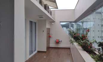 Imagem 2: Cobertura reformada, mobiliada e decorada Astúrias - Guarujá - SP