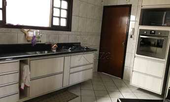 Imagem 2: Casa Sobrado - Cidade Jardim - Jacareí - 3 Dormitórios - 220m²