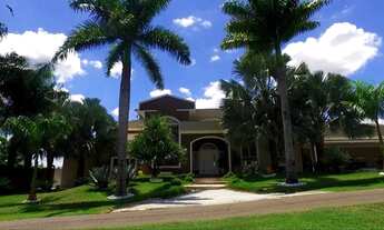 Imagem 4: Casa para venda possui 1300 metros quadrados com 5 quartos