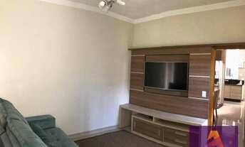 Imagem 2: Sobrado a Venda Vila Branca em Jacareí - 4 quartos, 3 suítes, piscina