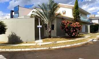 Imagem 1: Casa para venda com 3 suites em Colinas do Paraíso - Botucatu - SP