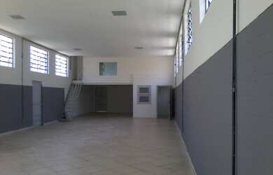 Imagem 2: Galpão/Depósito/Armazém para aluguel com 180 metros em terreno de 300 m²