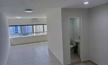 Imagem 3: Sala comercial para aluguel em andar alto bem localizado no Centro de Florianópolis