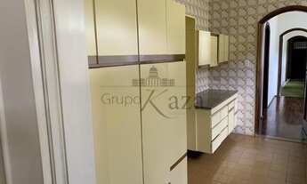 Imagem 4: Casa - CENTRO- Jacareí - 319,40m² - 4 Dormitórios