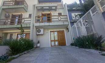 Imagem: Porto Alegre - Casa Padrão - Jardins Do