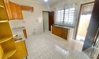 Imagem 5: Casa para venda com 80 metros quadrados com 3 quartos em Chácara do Visconde - Taubaté