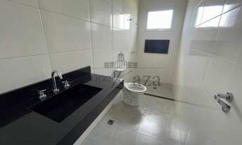 Imagem 6: Casa novinha em condomínio fechado por R$1.640.000