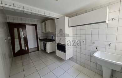 Imagem 6: Duplex para aluguel com 180 metros quadrados com 3 quartos em Vila Ema - São José dos Camp