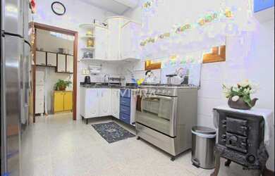 Imagem 3: Casa para venda tem 165 metros quadrados com 3 quartos em Teresópolis - Porto Alegre - RS