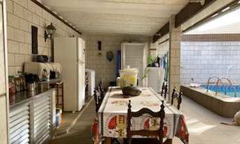 Imagem 3: ÓTIMA CASA COM 3 QUARTOS (1 SUÍTE), COM PISCINA E CHURRASQUEIRA