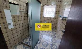 Imagem 2: Casa com 4 dormitórios para alugar, 154 m² por R$ 2.000/mês - Jardim Cristiane - Santo And