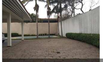 Imagem 2: Casa de condomínio para aluguel possui 700 metros quadrados com 4 quartos