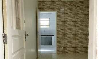 Imagem 3: Apartamento térreo, reformado com 2 dorms. no Campo Grande - Santos